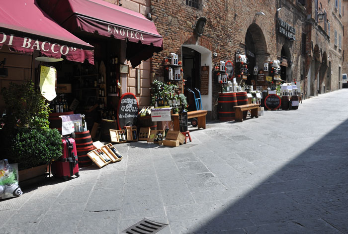 Montepulciano wine